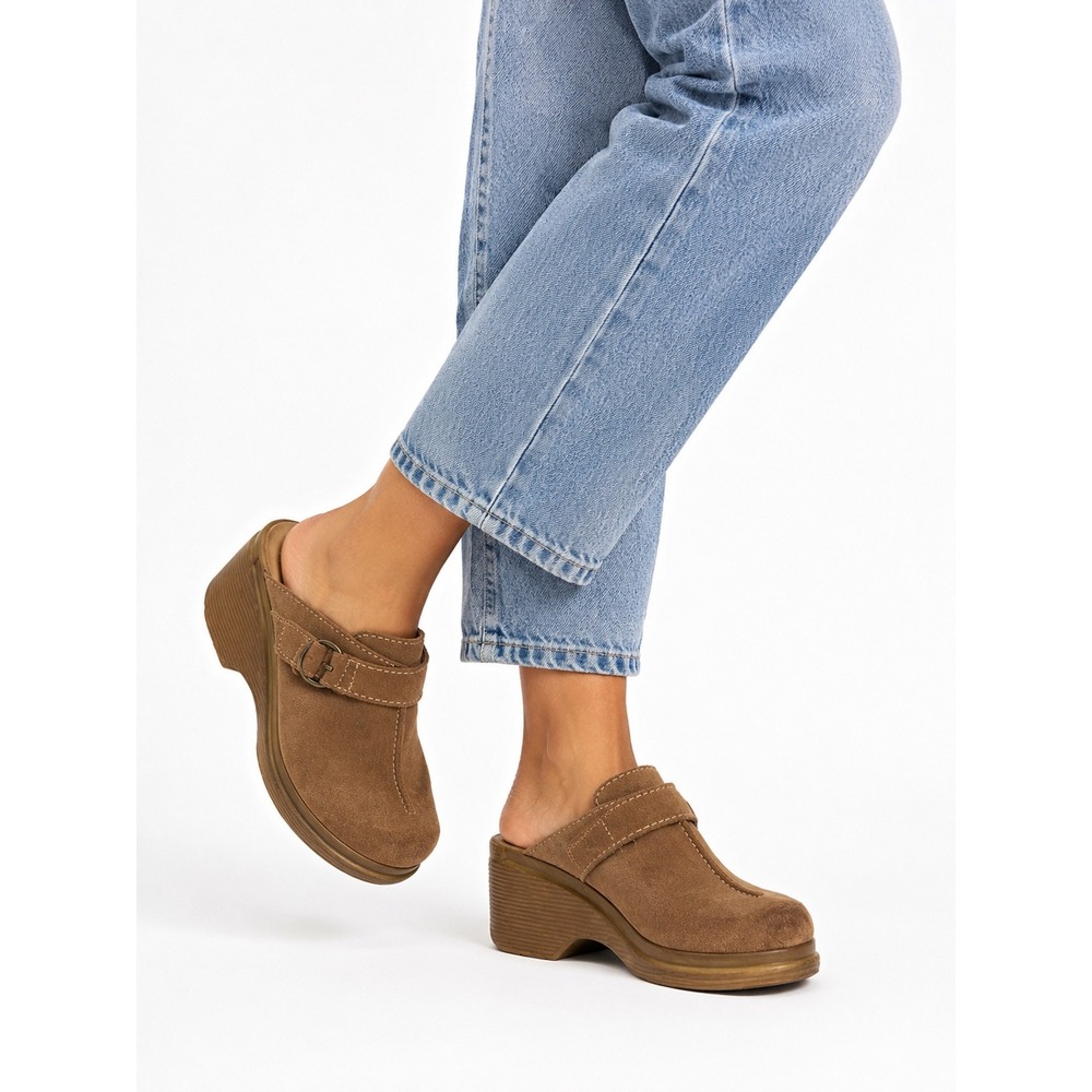 Lower East Side Vintage Tan Suede Platform Wedge Mules Clogs Women's Size 7.5
